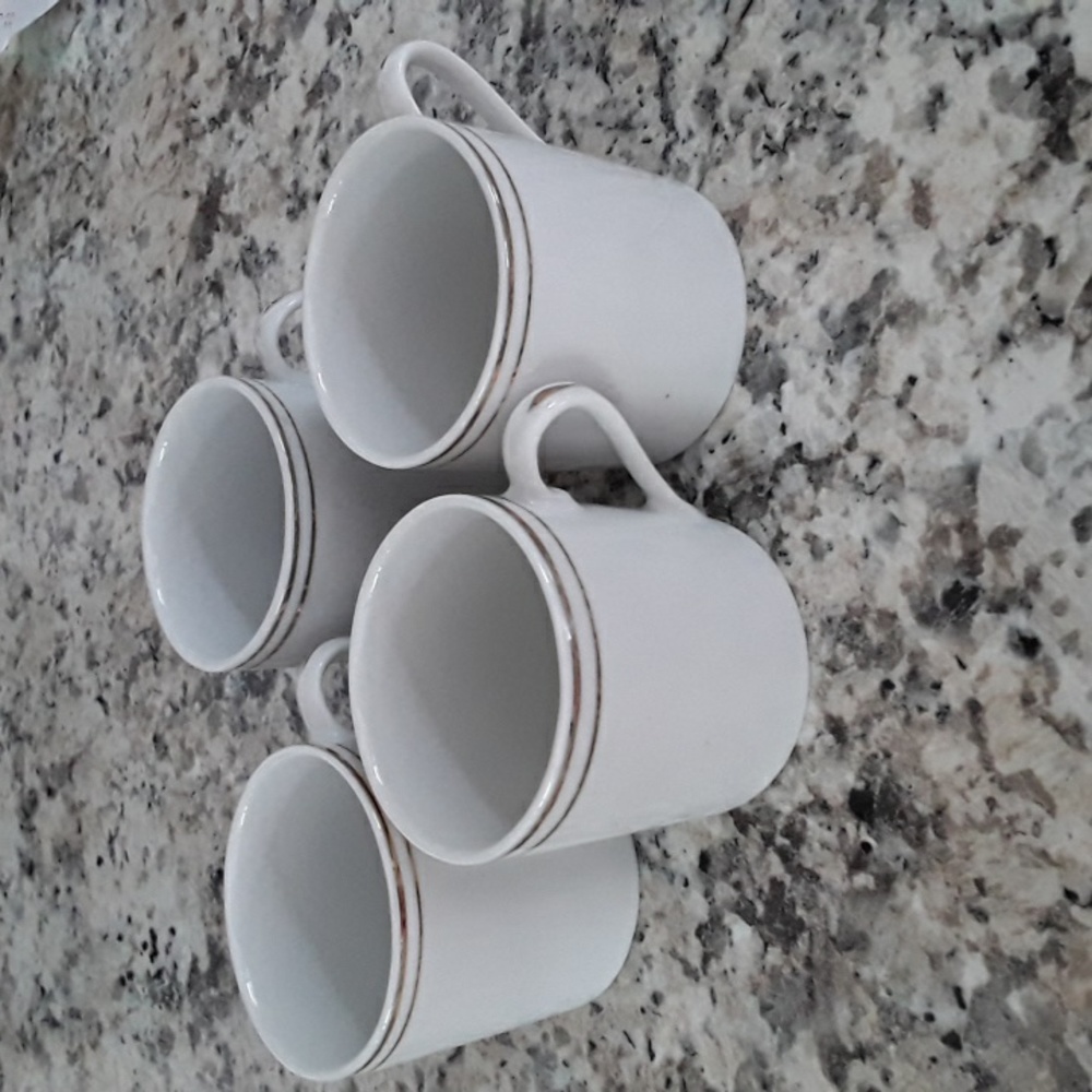 4 Porcelain Made in China Espresso Cups